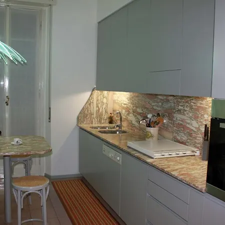 Apartment Elika Como